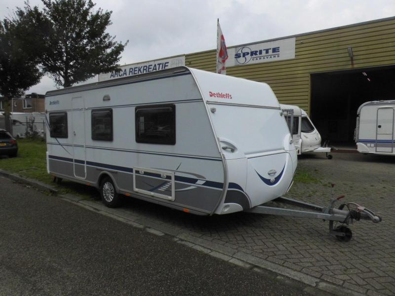 Dethleffs Camper 540 Voortent en luifel.  foto: 0